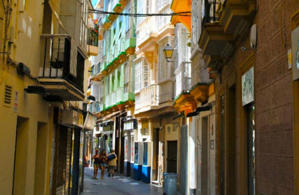 Cadiz Inn Backpackers Exterior photo